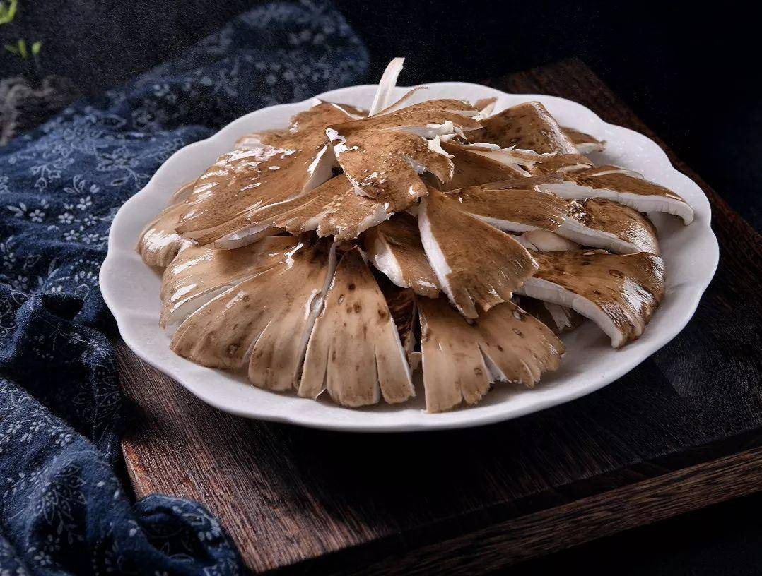 信用平台出租_“天价”鸡枞调查：最贵卖到1800元/公斤！雨水少致产量低信用平台出租，多地价高客少