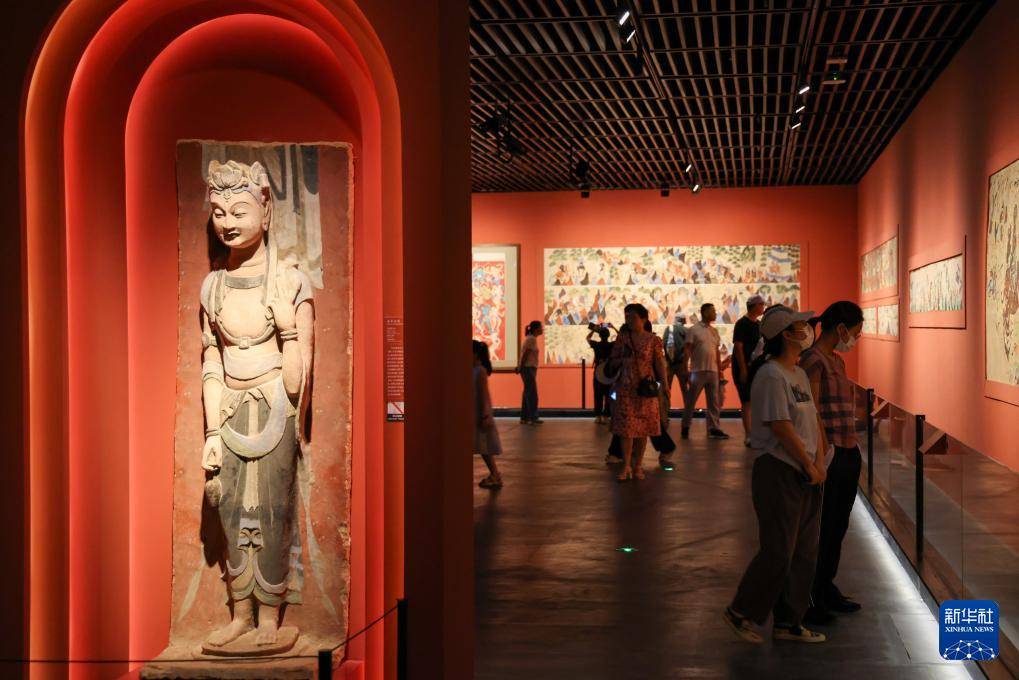 皇冠信用网申请条件
_“大成敦煌——敦煌文化艺术大展”在深圳开展