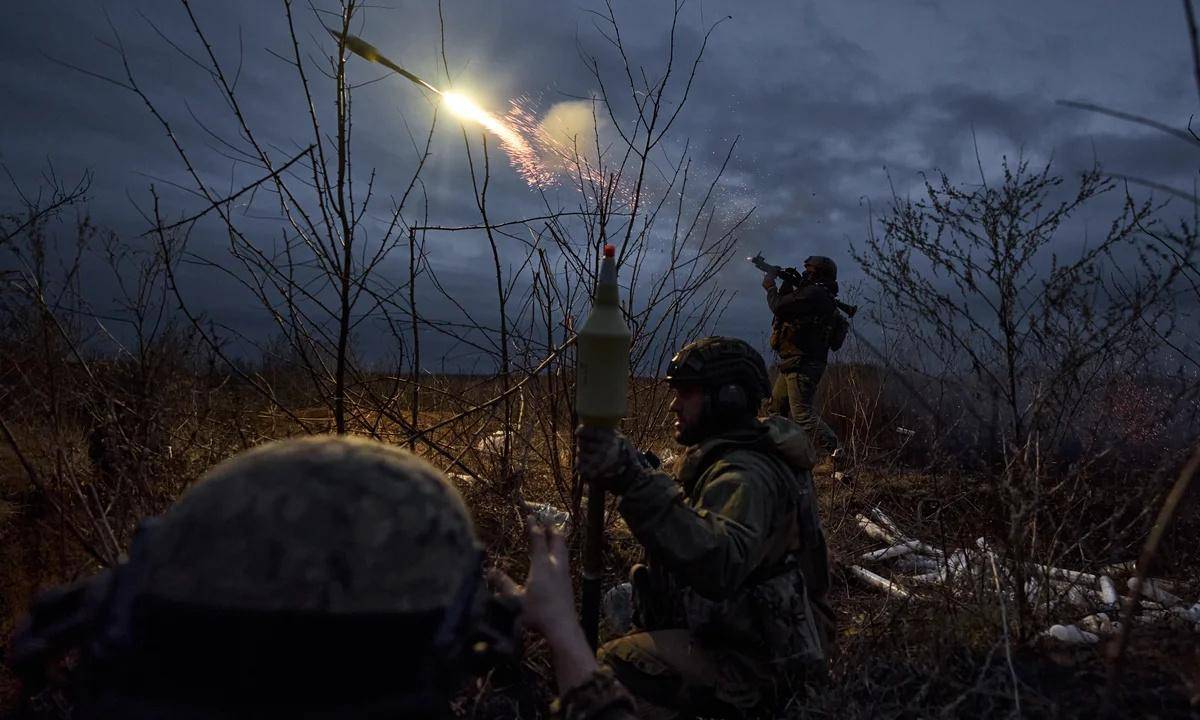 皇冠足球平台在哪里注册_泽连斯基捅马蜂窝皇冠足球平台在哪里注册，副司令被抓，10万大军调转枪口进军基辅造反？