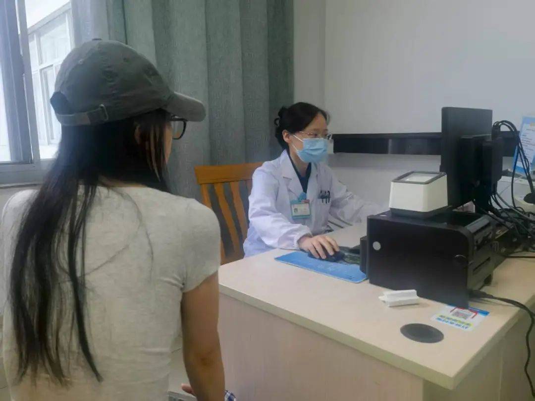 皇冠登3管理出租
_杭州32岁小伙每天打篮球到深夜皇冠登3管理出租
,一查“韧带撕裂”!近期多人中招