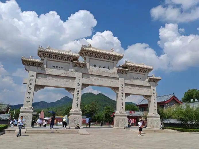 皇冠信用网在线开户_突然失去住持的少林寺皇冠信用网在线开户，戒备森严