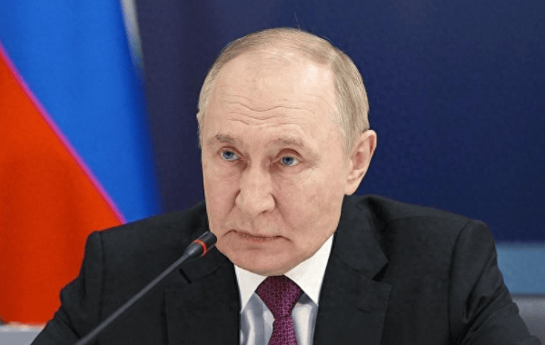 皇冠信用网代理_果然不出中国所料!一回到俄罗斯皇冠信用网代理,普京立马办了两件大事,特朗普高兴早了?乌克兰下场太惨