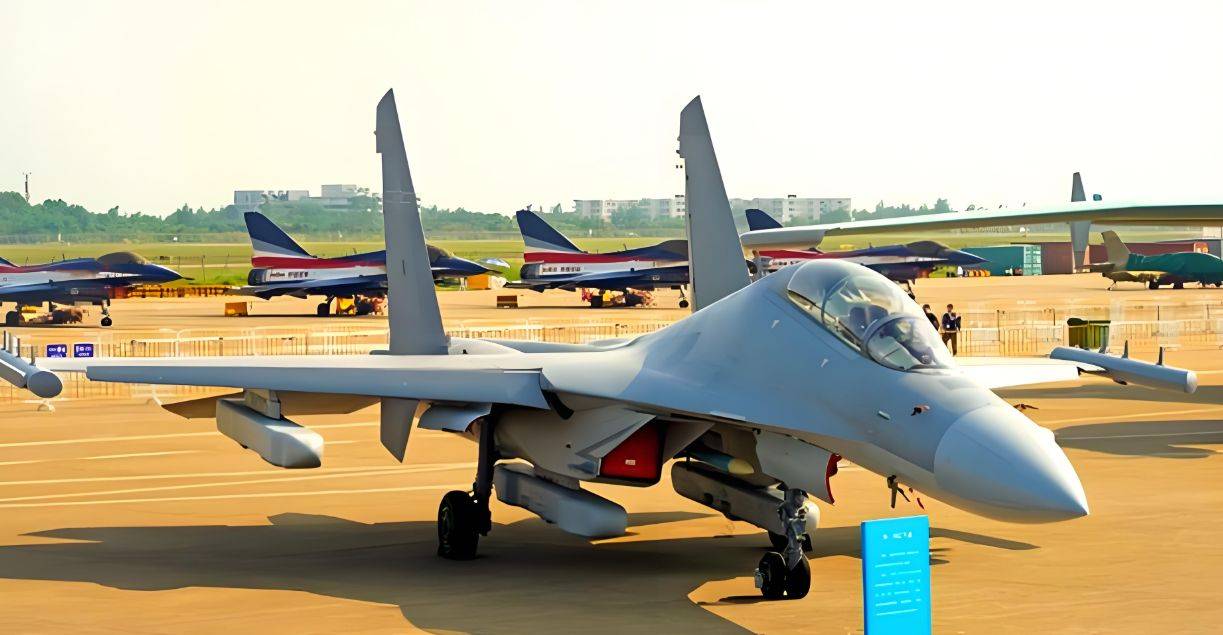 皇冠登一登二登三区别_马来西亚媒体：歼-16成功锁定两架F-22皇冠登一登二登三区别，美军方沉默意味着什么？