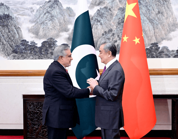 皇冠A盘
_王毅:皇冠A盘
我们从不认为哪一个国家可以充当国际警察