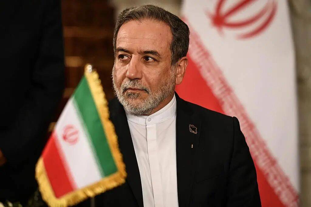 皇冠客服联系方式
_伊朗外长:伊朗掌握许多材料皇冠客服联系方式
,可证明美国和以色列介入了伊朗国内的“恐怖活动”