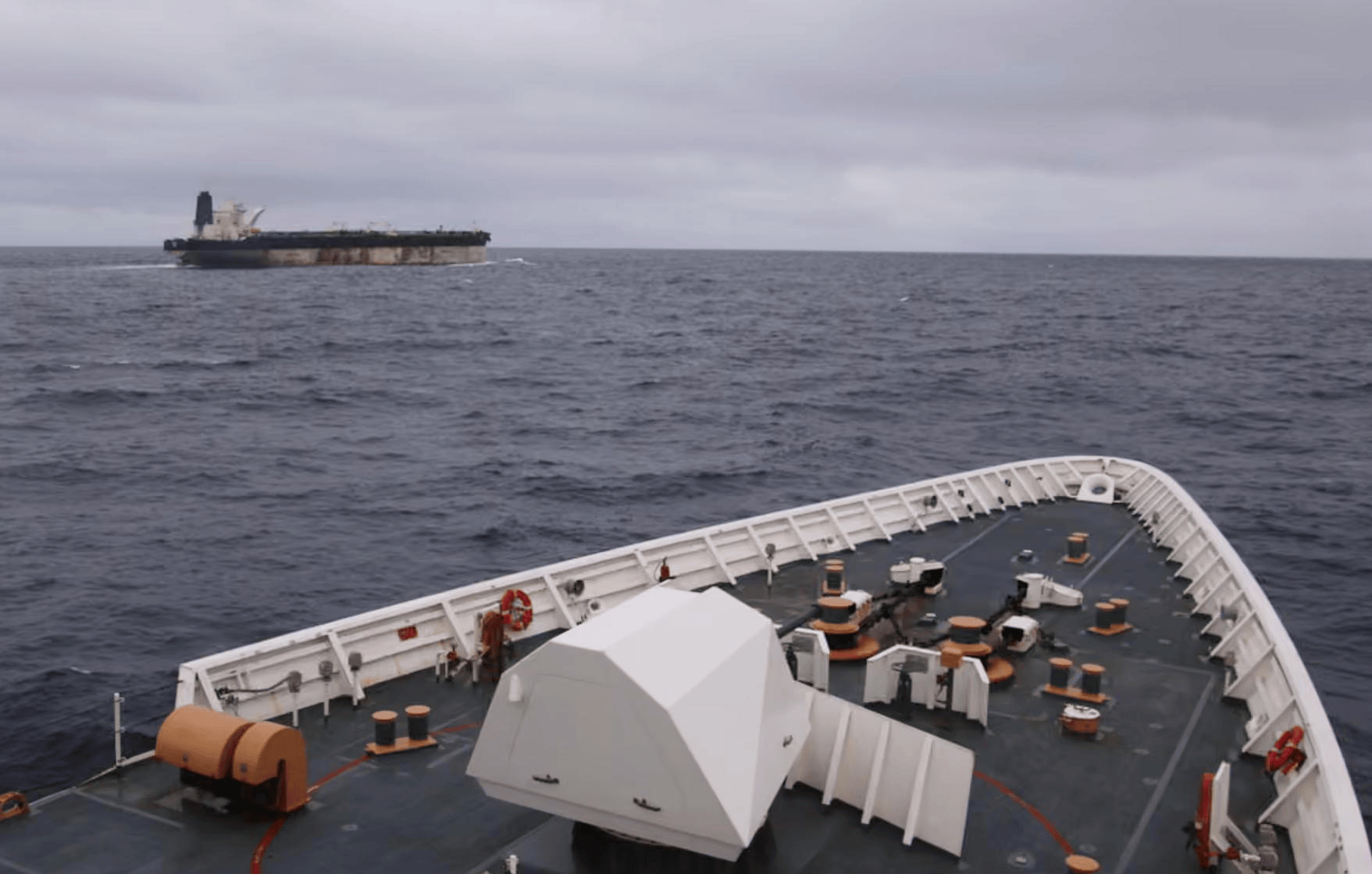 皇冠体育怎么代理_中俄联手亮剑皇冠体育怎么代理，不到24小时，特朗普乖乖放人，中方军舰跨越万里，传递明确信号