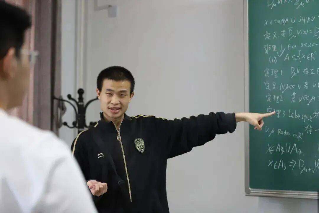 信用平台出租_韦东奕信用平台出租，有新身份